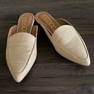 Open back/mule flats